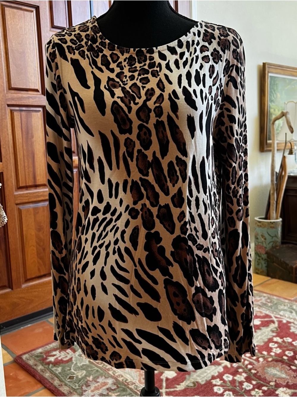 Donna Salyers’ Fabulous Furs Animal Print Long Sleeve Blouse Tunic Size Medium